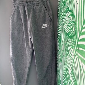 grey nike joggers